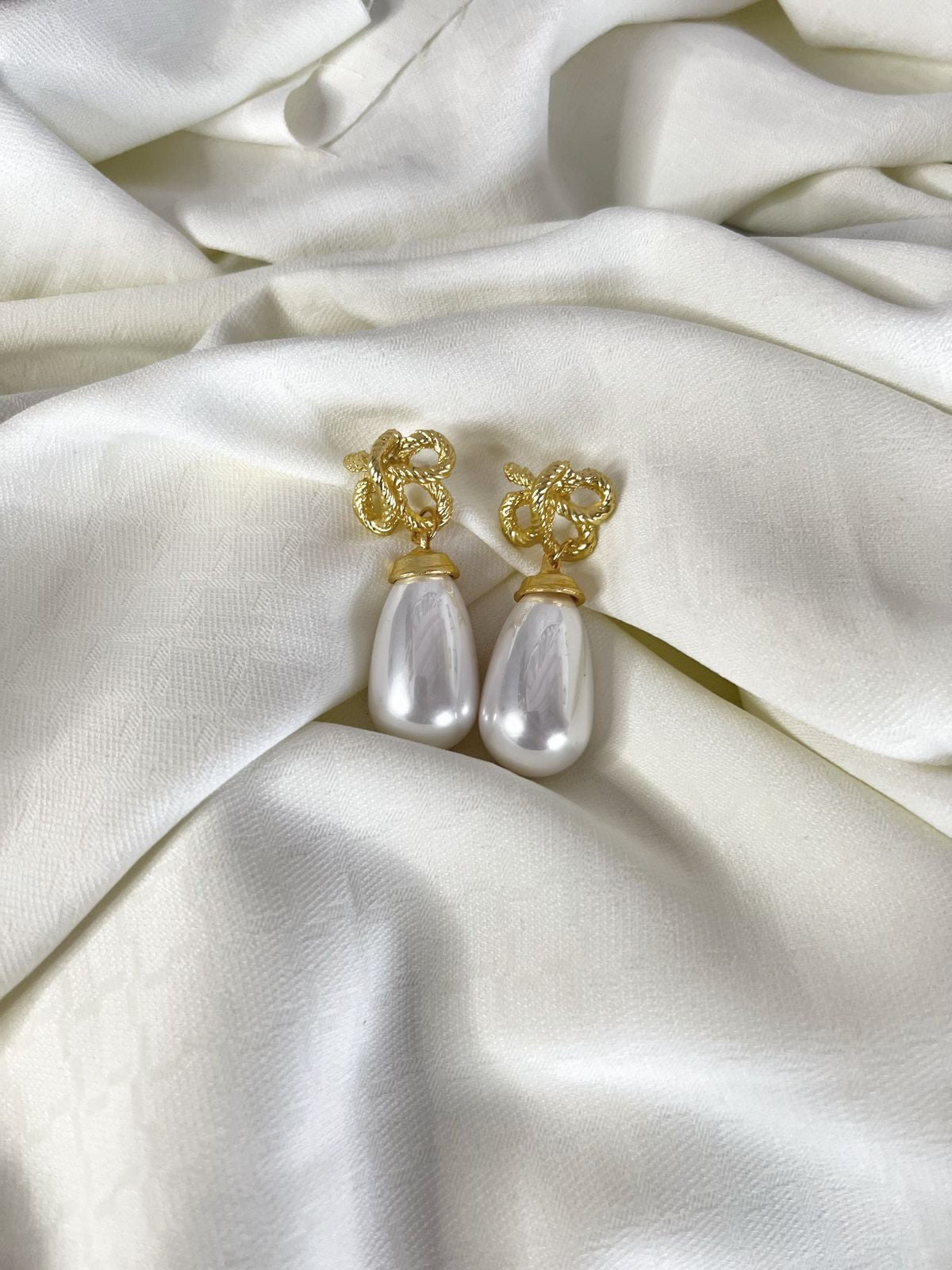 Victorian pearl Tops