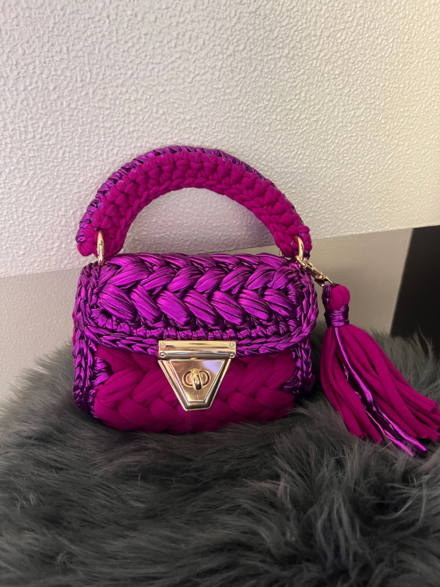 Half n half magenta metallic beauty