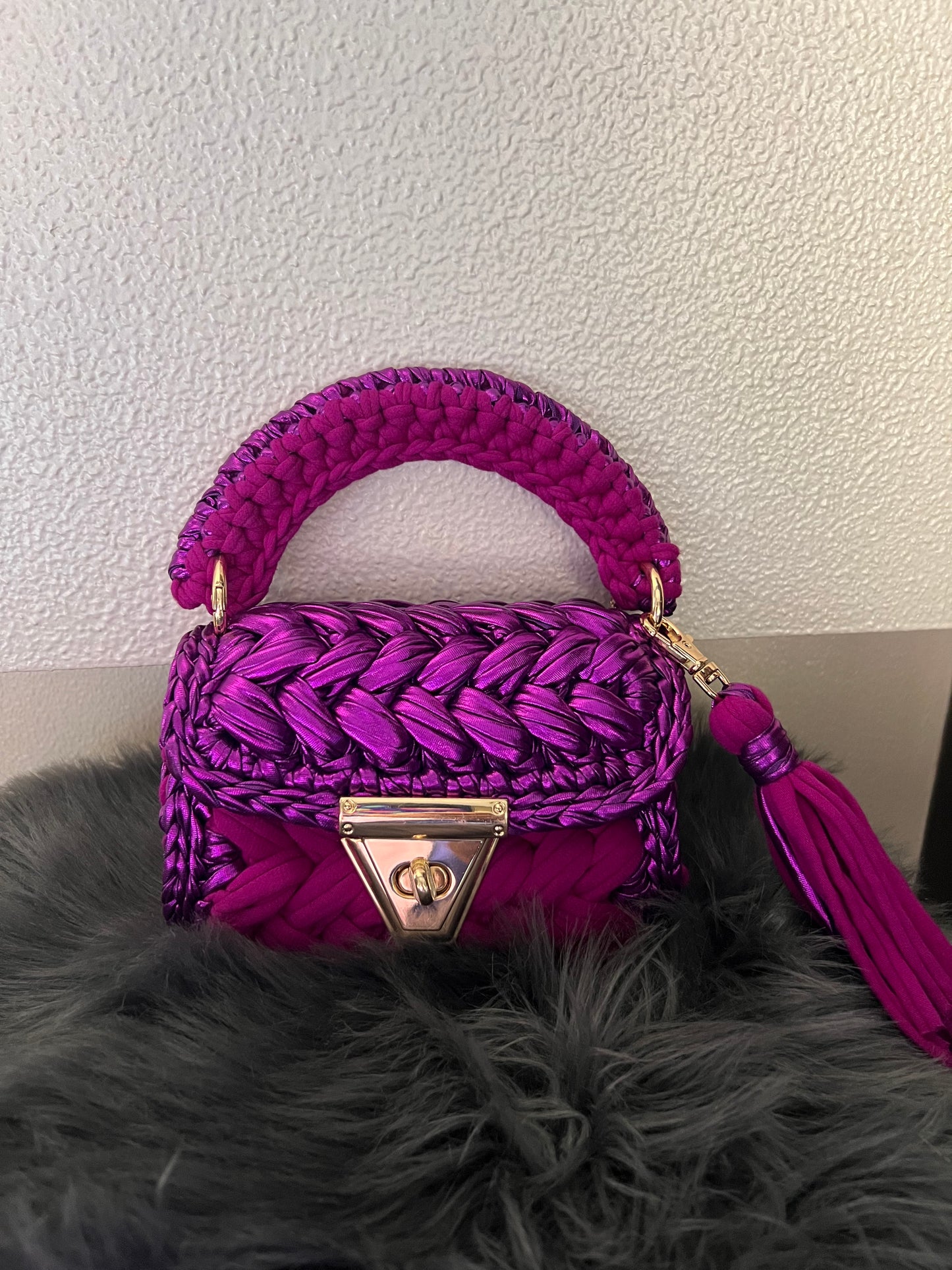 Half n half magenta metallic beauty