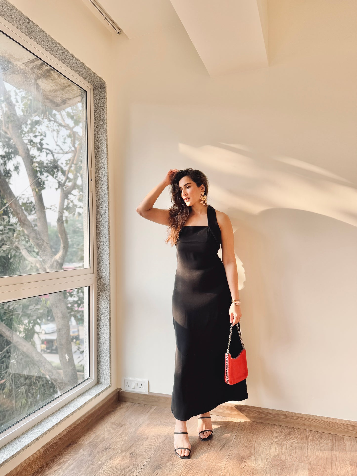 The laila black halter dress