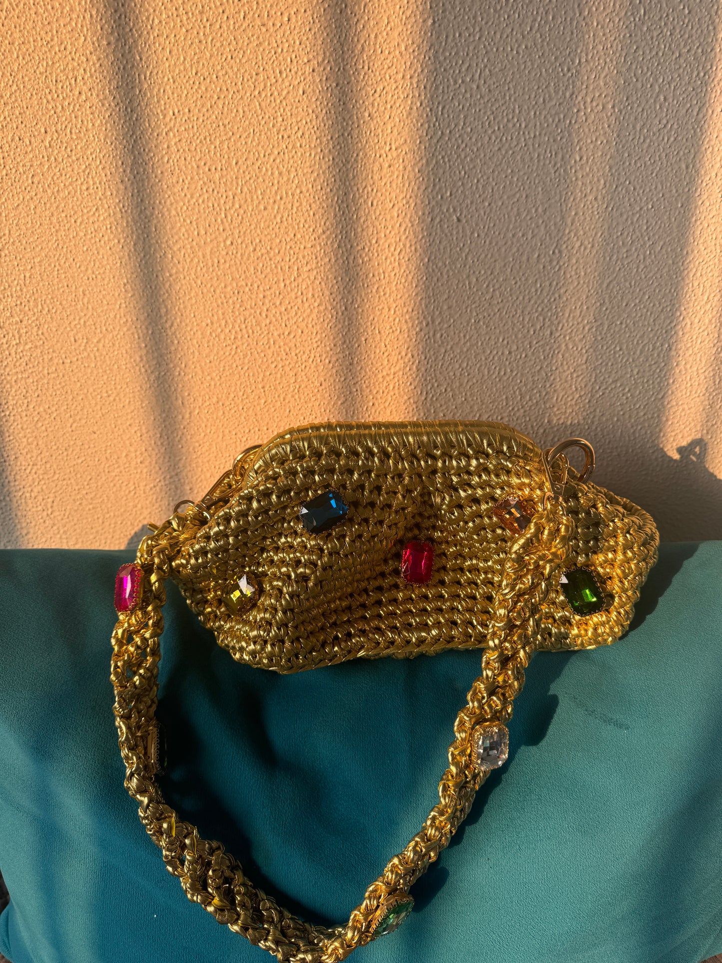The Noor Jahan clutch
