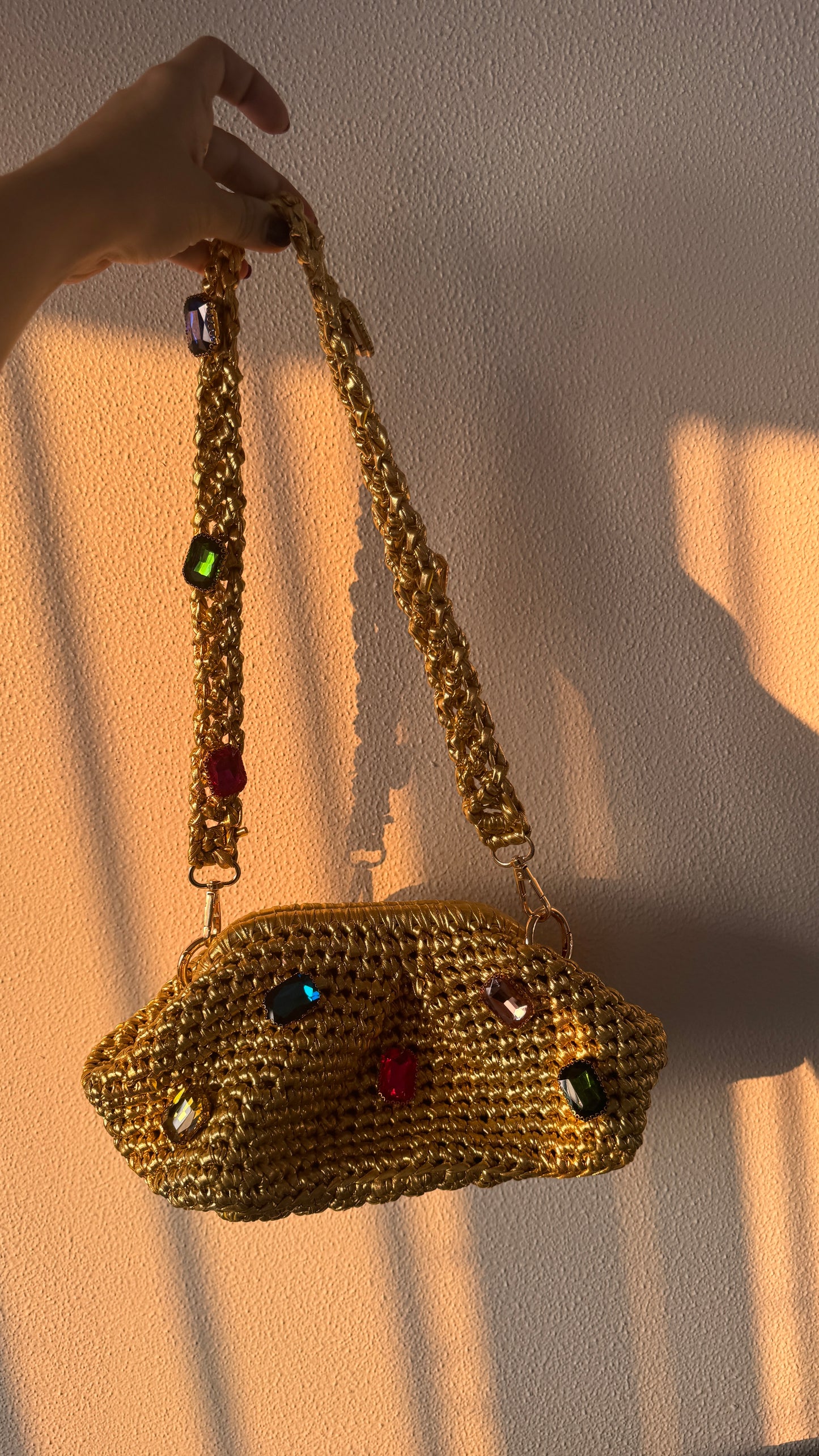 The Noor Jahan clutch