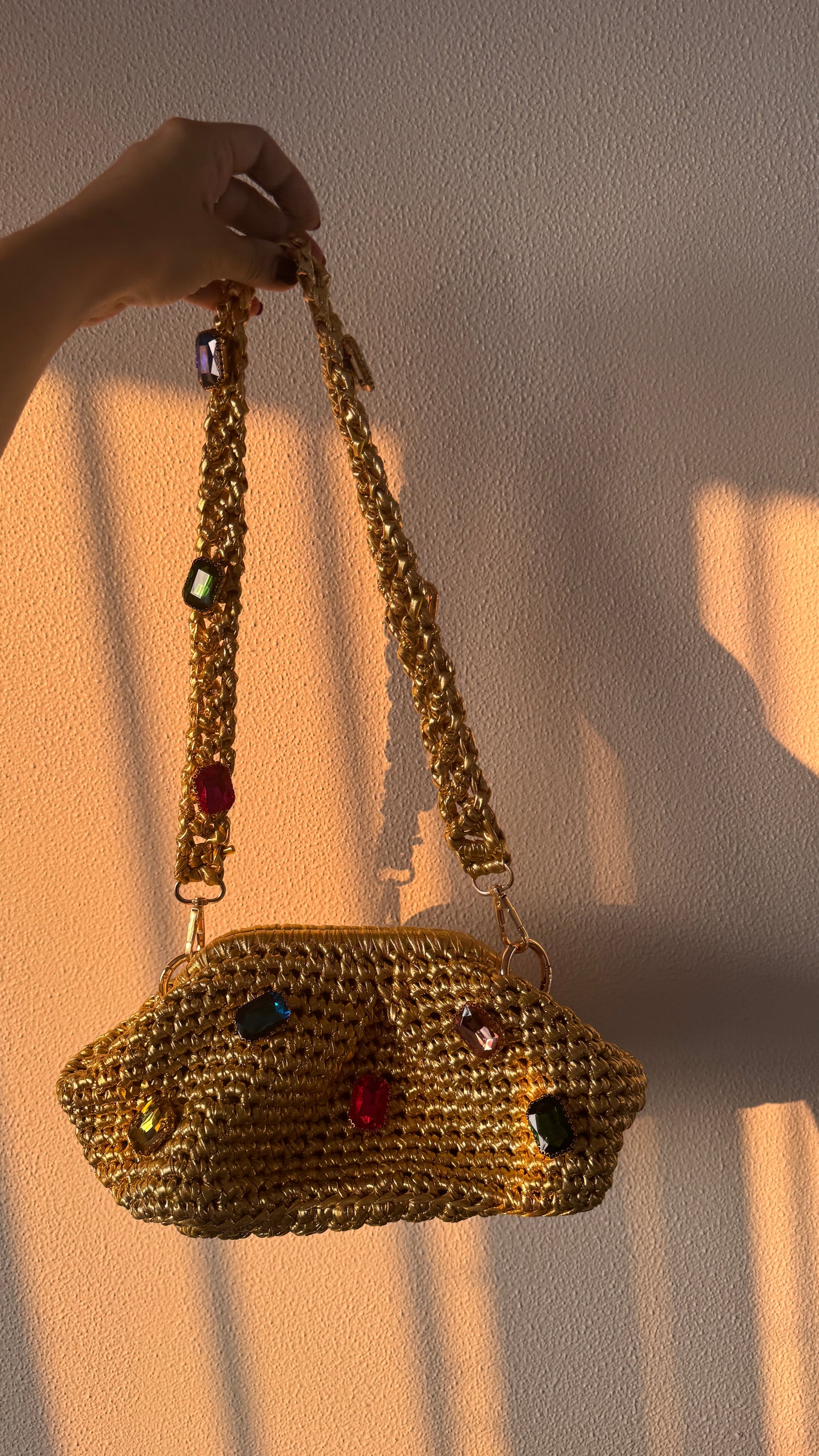 The Noor Jahan clutch