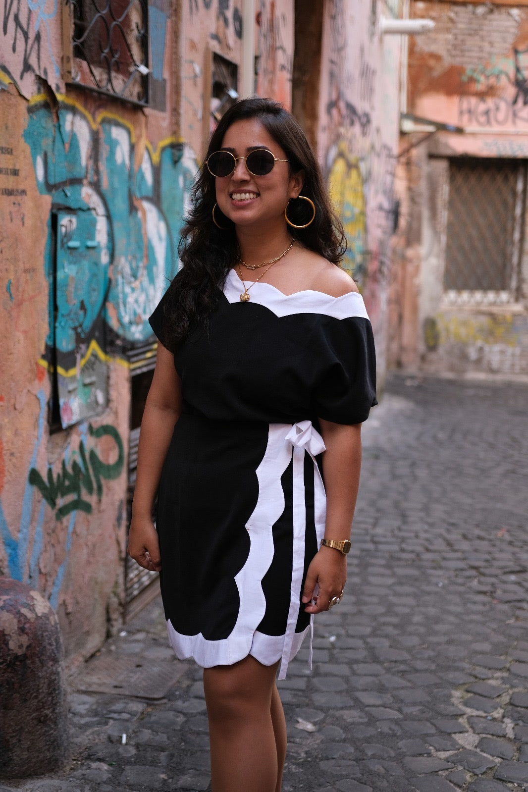THE RUBINA black cord set