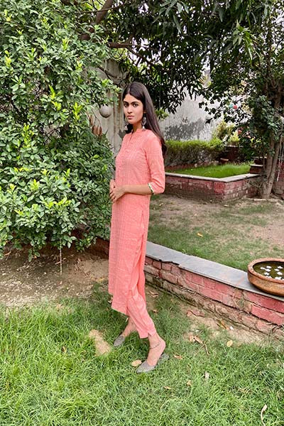 Peach Self pattern kurta Set
