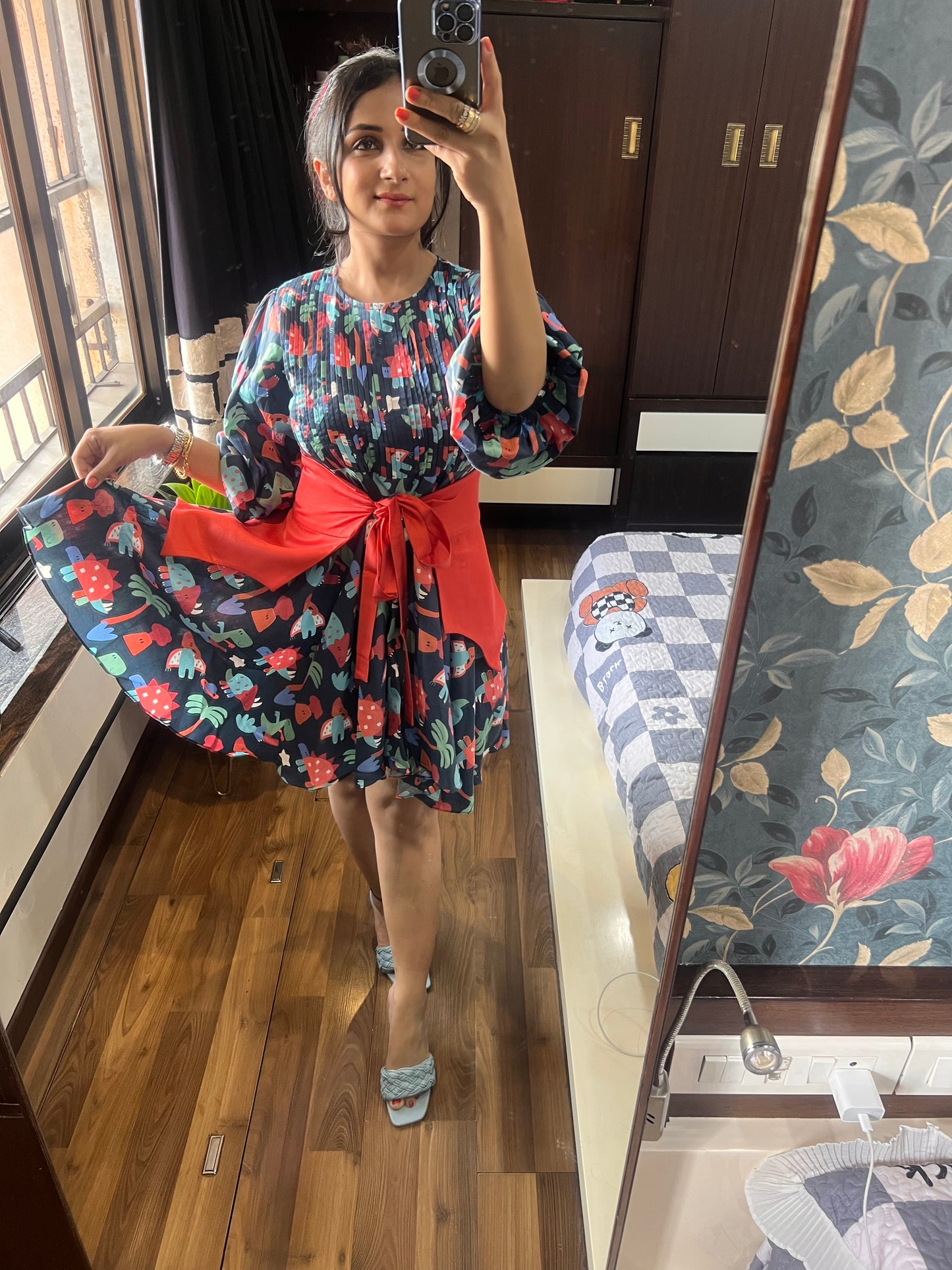 Astro flared dress with a tie up belt