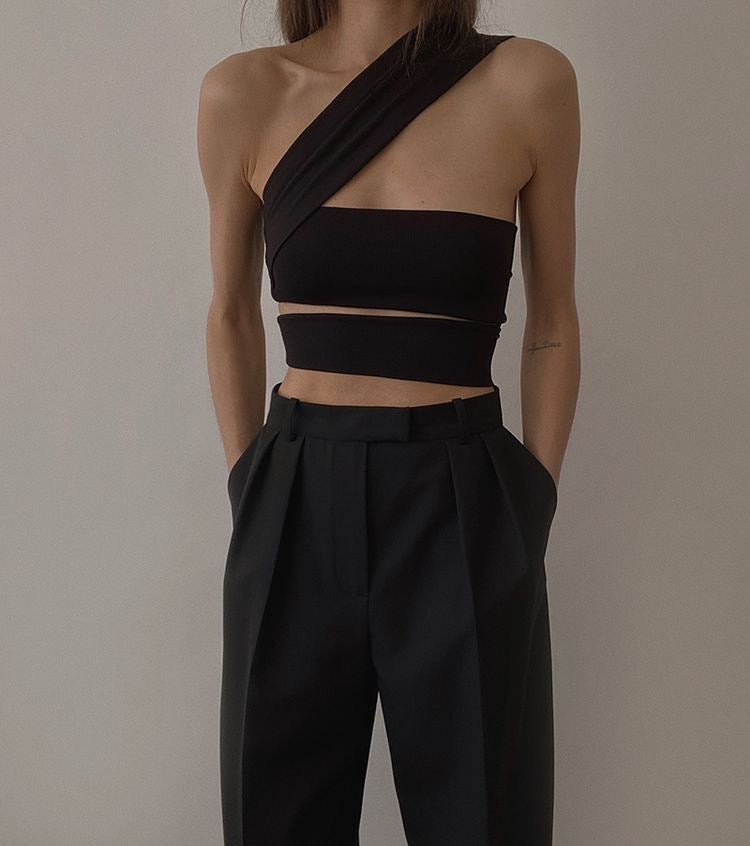 The Eloise black top
