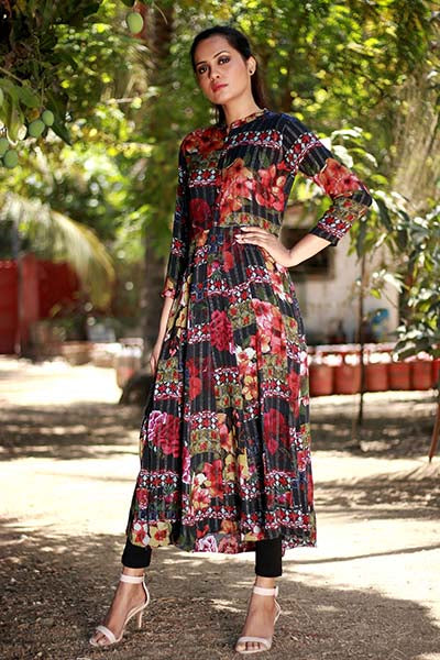 Foiled Black Printed Kurta